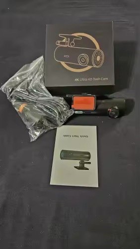 Déballage de la dashcam Sentinelle One : coffret, caméra et guide