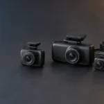 Deux configurations génériques de dashcam, compacte à l’avant et avant-arrière